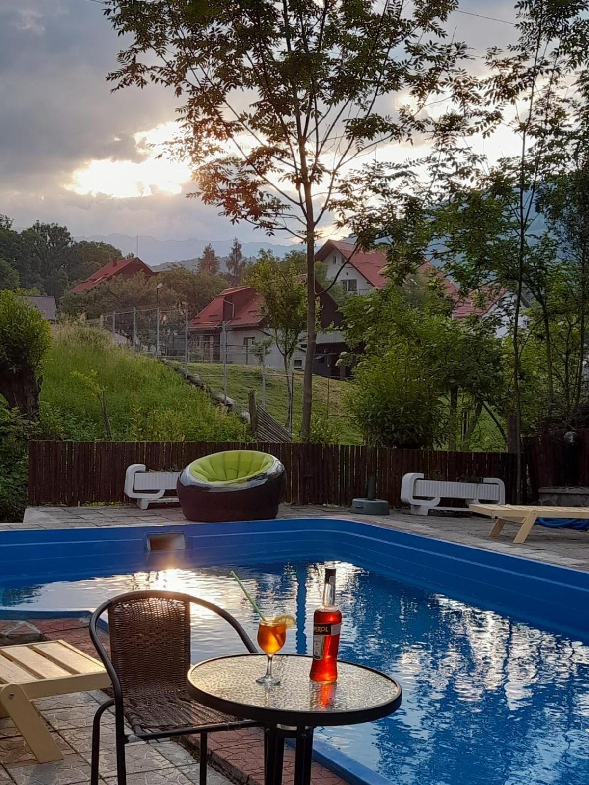 ホテル Vila Maria Bran シモン エクステリア 写真